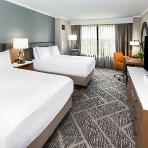 Zimmer mit Queensize-Bett auf den oberen Etagen
